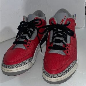 Nike Air Jordan 3 Retro Size 10 good condition